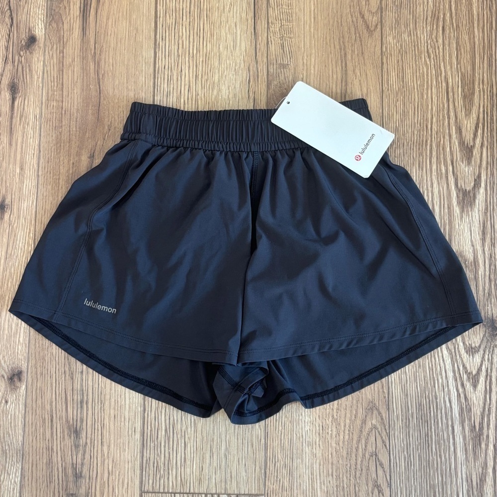 NWT Lululemon Pace Crush High Rise Shorts 2.5" In Black Size XXS